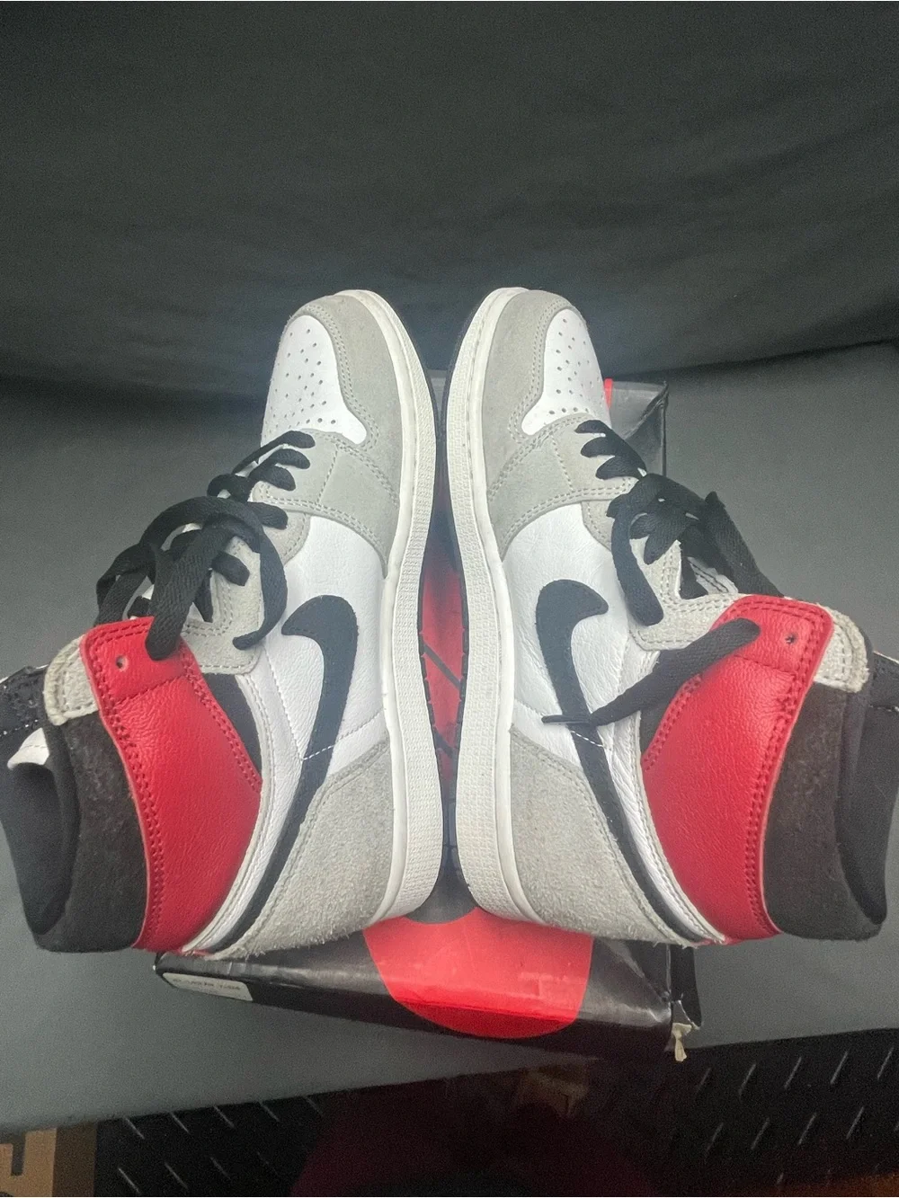 Men’s Jordan 1 Retro High OG Smoke Gray - Size 8.5M